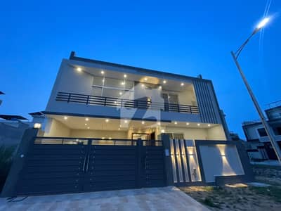 10 Marla A+ Grade Park-Facing Luxury House For Sale | Alnoor Garden Phase 4