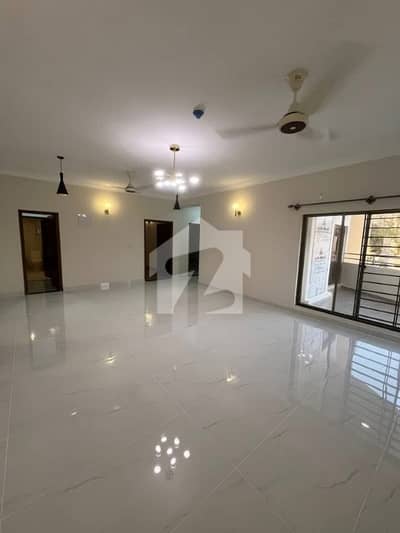 2400 Square Feet Flat For sale In Askari 5 - Sector J Karachi In Only Rs. 45000000