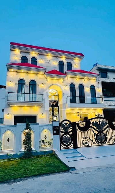 سٹی ہاؤسنگ سوسائٹی گوجرانوالہ میں 6 کمروں کا 10 مرلہ مکان 4.8 کروڑ میں برائے فروخت۔ سٹی ہاؤسنگ سوسائٹی گوجرانوالہ میں 6 کمروں کا 10 مرلہ مکان 4.8 کروڑ میں برائے فروخت۔