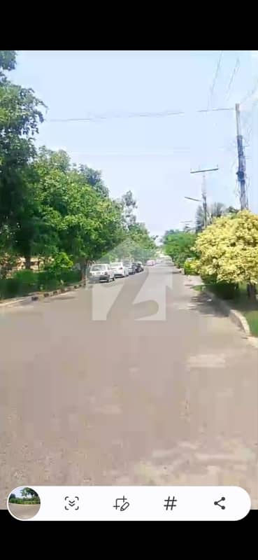10 Marla House In PGSH, Defence Road Lahore For Sale 10 Marla House In PGSH, Defence Road Lahore For Sale