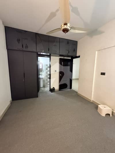 2 Bed DD Apartment Available For Rent