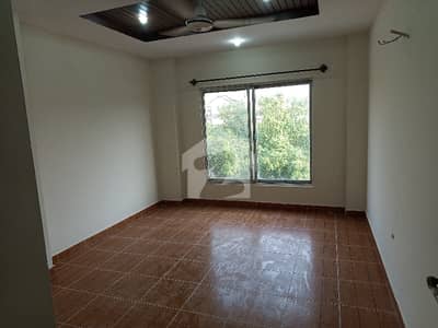 Flat 700 Square Feet For Sale In Bahria Town Phase 8 Flat 700 Square Feet For Sale In Bahria Town Phase 8