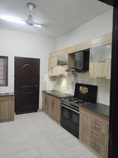3 Bed Apartment Available For Rent in Askari 11 Lahore Pakistan