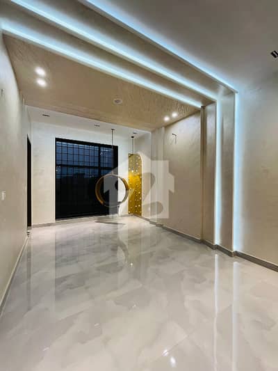 10 Marla Facing Park 60 Ft Road House For Sale