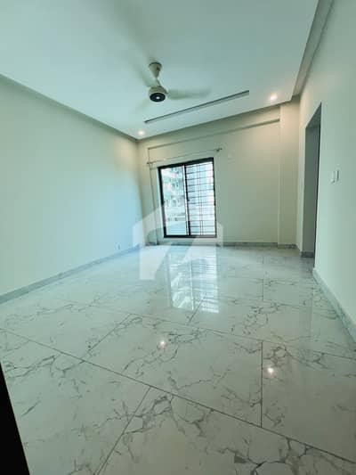 Brand New Open View 12 Marla Flat For Rent