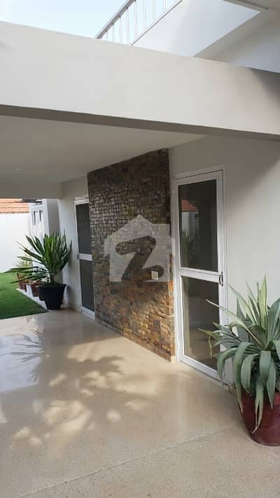 500 SQ YDS ONE UNIT BUNGALOW AVAILABLE FOR SALE AT BLOCK-7, GULSHAN-E-IQBAL 500 SQ YDS ONE UNIT BUNGALOW AVAILABLE FOR SALE AT BLOCK-7, GULSHAN-E-IQBAL