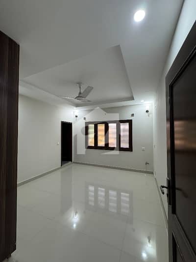 Beautiful 1 Kanal Upper Portion Available For Rent
