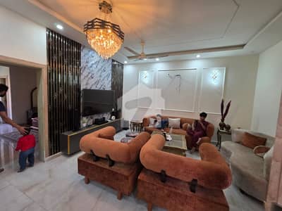 جناح گارڈنز فیز 1 جناح گارڈنز,ایف ای سی ایچ ایس,اسلام آباد میں 5 کمروں کا 7 مرلہ مکان 3.4 کروڑ میں برائے فروخت۔ جناح گارڈنز فیز 1 جناح گارڈنز,ایف ای سی ایچ ایس,اسلام آباد میں 5 کمروں کا 7 مرلہ مکان 3.4 کروڑ میں برائے فروخت۔