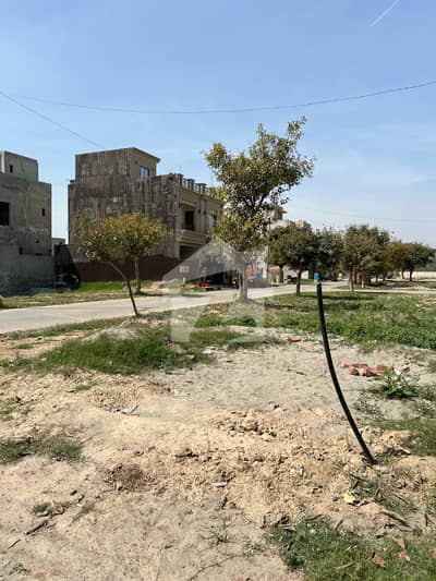 10 MARLA MOST BEAUTIFUL PRIME LOCATION RESIDENTIAL FACING PARK PLOT FOR SALE IN NEW LAHORE CITY PHASE 2