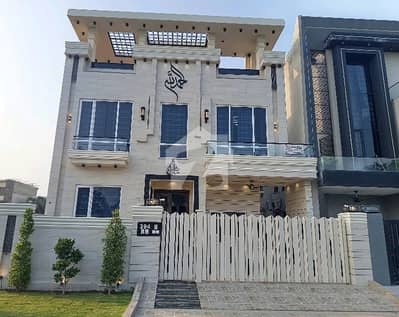 سٹی ہاؤسنگ سوسائٹی گوجرانوالہ میں 6 کمروں کا 10 مرلہ مکان 5.5 کروڑ میں برائے فروخت۔ سٹی ہاؤسنگ سوسائٹی گوجرانوالہ میں 6 کمروں کا 10 مرلہ مکان 5.5 کروڑ میں برائے فروخت۔