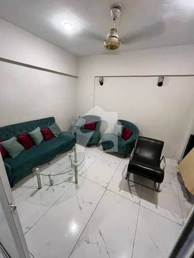 A Stunning Flat Is Up For Grabs In Gulistan-e-Jauhar - Block 7 Karachi A Stunning Flat Is Up For Grabs In Gulistan-e-Jauhar - Block 7 Karachi