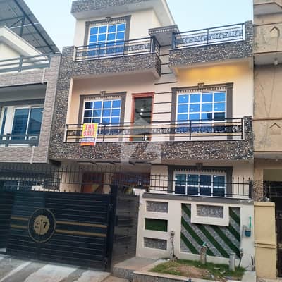 25x40 Double Storey House For Sale