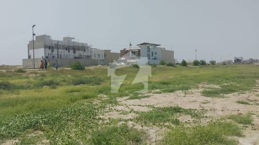 Premium 500 Yards Residential Plot For Sale On 21st Street, D-Cutting 2nd Belt West Open Phase 8, DHA Karachi