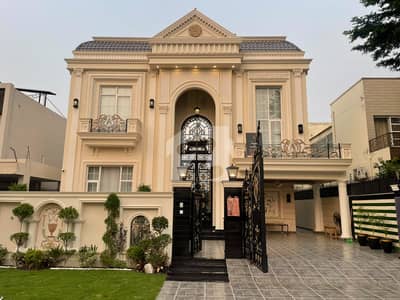 ڈی ایچ اے فیز 6 ڈی ایچ اے ڈیفینس,لاہور میں 5 کمروں کا 1 کنال مکان 15.0 کروڑ میں برائے فروخت۔