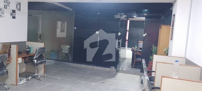شاہراہِ فیصل کراچی میں 6 مرلہ Studio دفتر 2.1 لاکھ میں کرایہ پر دستیاب ہے۔