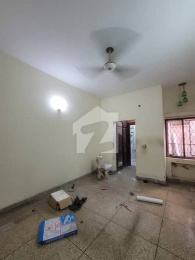 10 Marla Full House For Rent In Allama Iqbal Town