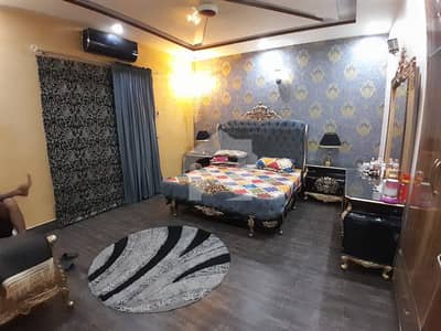 10 MARLA SLIGHTLY USED HOUSE FOR SALE