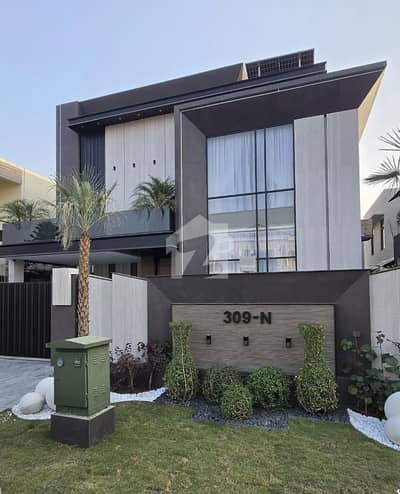 1 KANAL ELEGANT AND SUPER HOT LOCATED BUNGALOW IS AVAILABLE IN THE BEST BLOCK OF DHA LAHORE.