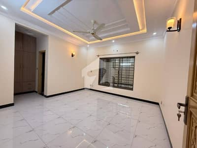 Apartment For Rent 2 BED DD WITH LOUNGE Apartment For Rent 2 BED DD WITH LOUNGE