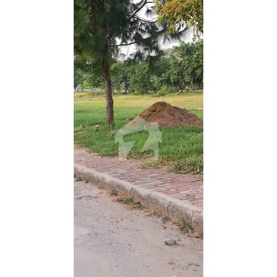 1 Kanal Back Open Plot On Ideal Location Of Oversease 1 For Sale