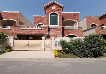 عسکری 3 ڈی ایچ اے ڈیفینس,ملتان میں 4 کمروں کا 12 مرلہ مکان 3.6 کروڑ میں برائے فروخت۔