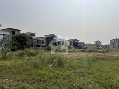 8 Marla Plot For Sale in 60 Feet road F Block B-17 Islamabad