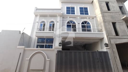 7 Marla House In Bani Gala Is Available For sale