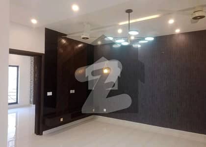 Aesthetic House Of 5 Marla For Rent Is Available Aesthetic House Of 5 Marla For Rent Is Available