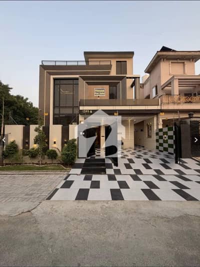 Premium Double-Storey Home in Central Park | Fully Complete | Must Visit Premium Double-Storey Home in Central Park | Fully Complete | Must Visit