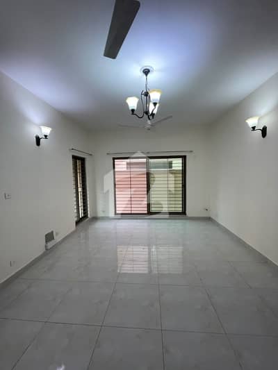 A Prime Location 10 Marla House In Multan Is On The Market For Sale