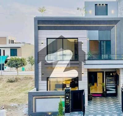 5 Marla Brand New House Available for Sale