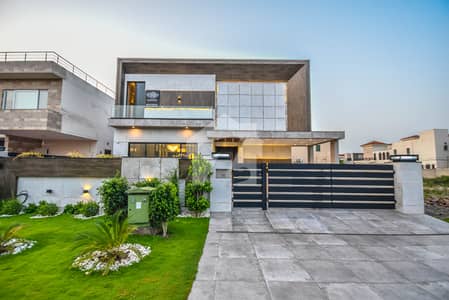 1 KANAL MODERN DESIGNER HOUSE FOR SALE AT DHA PHASE 6