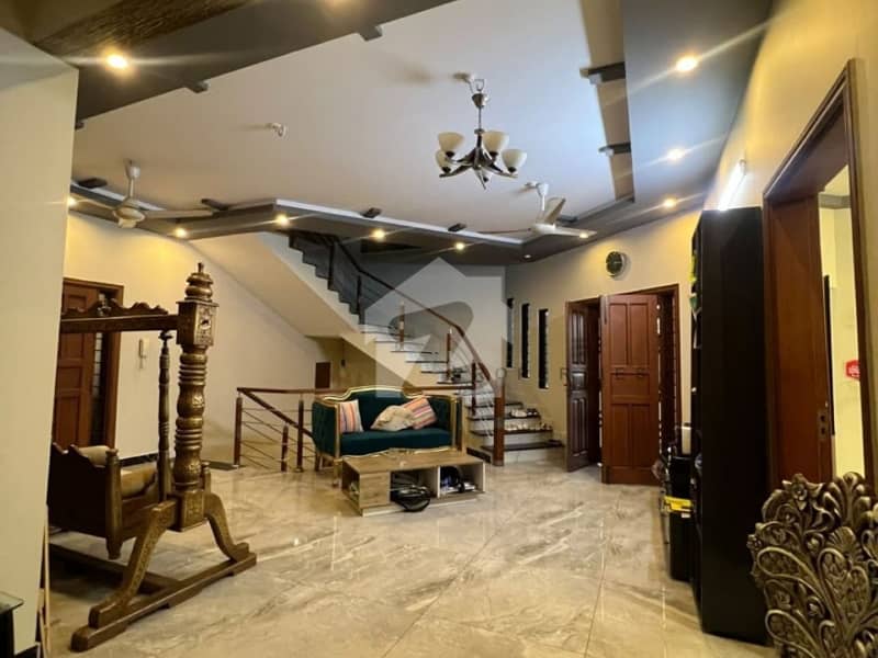 500 Yards Rear Bungalow Phase 6, Khayaban-e-Tariq 500 Yards Rear Bungalow Phase 6, Khayaban-e-Tariq