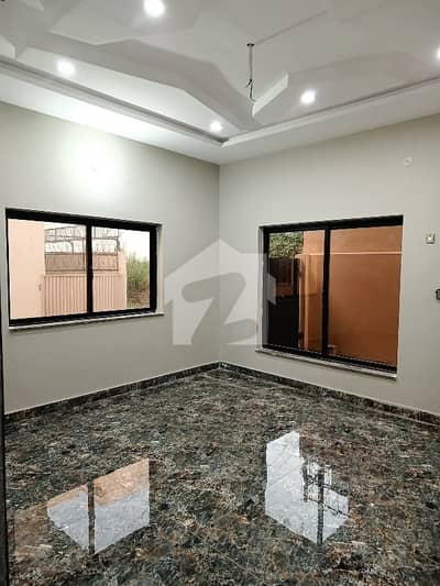 12 Marla L First Floor Available For Rent In Jinnah Garden Phase One Islambad
