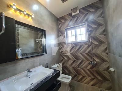 13 Marla House Available For Sale