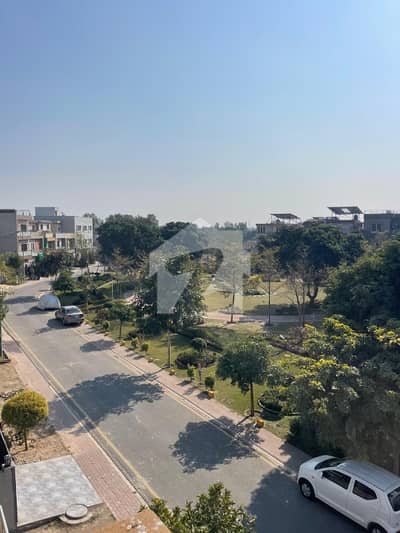 13 MARLA CORNER POSSESSION PLOT AVAILABLE FOR SALE 13 MARLA CORNER POSSESSION PLOT AVAILABLE FOR SALE