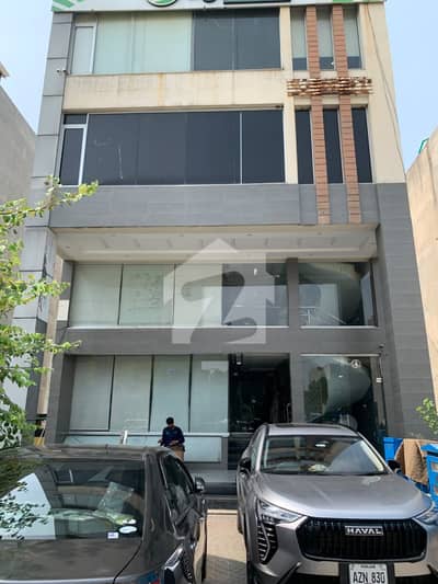 ڈی ایچ اے فیز 8 - کمرشل براڈوے ڈی ایچ اے فیز 8,ڈی ایچ اے ڈیفینس,لاہور میں 8 مرلہ Studio دفتر 1.3 لاکھ میں کرایہ پر دستیاب ہے۔