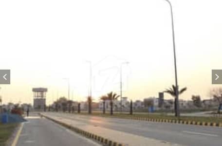 ڈی ایچ اے فیز9 پریزم - بلاک کیو ڈی ایچ اے فیز9 پریزم,ڈی ایچ اے ڈیفینس,لاہور میں 1 کنال رہائشی پلاٹ 3.1 کروڑ میں برائے فروخت۔ ڈی ایچ اے فیز9 پریزم - بلاک کیو ڈی ایچ اے فیز9 پریزم,ڈی ایچ اے ڈیفینس,لاہور میں 1 کنال رہائشی پلاٹ 3.1 کروڑ میں برائے فروخت۔