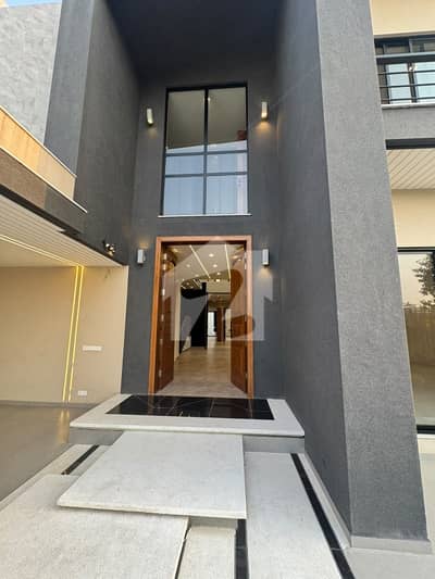 1 Kanal Luxury Designer House for Sale in Bahria Town Phase 8