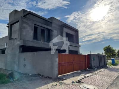 1 Kanal Single Storey Gray Structure House For Sale 1 Kanal Single Storey Gray Structure House For Sale