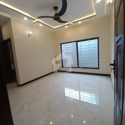 BRAND NEW 5 marla HOUSE FOR SALE BAHRIA ENCLAVE ISLAMABAD