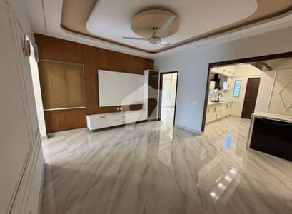 FOR RENT: 1,800 SQ FT LUXURY 3-BED APARTMENT BIG BUKHARI COMMERCIAL, DHA PHASE 6, KARACHI FOR RENT: 1,800 SQ FT LUXURY 3-BED APARTMENT BIG BUKHARI COMMERCIAL, DHA PHASE 6, KARACHI