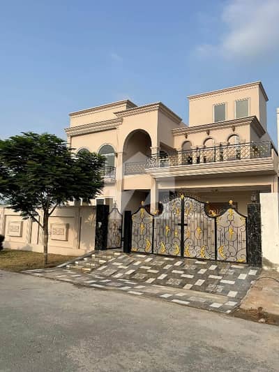 ڈی ایچ اے فیز 5 ڈی ایچ اے ڈیفینس,لاہور میں 5 کمروں کا 1 کنال مکان 3.25 لاکھ میں کرایہ پر دستیاب ہے۔ ڈی ایچ اے فیز 5 ڈی ایچ اے ڈیفینس,لاہور میں 5 کمروں کا 1 کنال مکان 3.25 لاکھ میں کرایہ پر دستیاب ہے۔