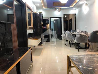 سٹی ٹاور اینڈ شاپنگ مال یونیورسٹی روڈ,کراچی میں 3 کمروں کا 8 مرلہ فلیٹ 2.7 کروڑ میں برائے فروخت۔