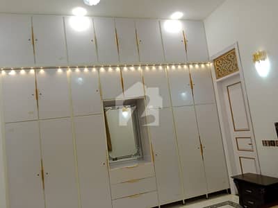 Portion For Rent DHA PHASE 8 586 Sq. Yds