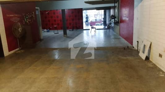 Commercial Ground Floor Available For Rent Hot Location with Car Parking On Main Boulevard Road