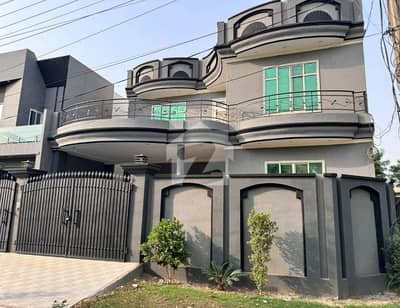 10 Marla Double Storey House For Sale In Wapda Town Phase 1 - 5 Bed With Servant Quarter