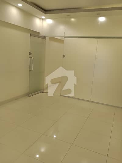 توحید کمرشل ایریا ڈی ایچ اے فیز 5,ڈی ایچ اے ڈیفینس,کراچی میں 3 مرلہ Studio دفتر 1.35 کروڑ میں برائے فروخت۔