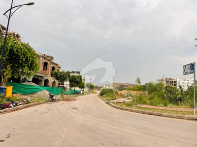 بحریہ انکلیو - سیکٹر سی1 ایکسٹینشن بحریہ انکلیو,بحریہ ٹاؤن,اسلام آباد میں 10 مرلہ رہائشی پلاٹ 1.62 کروڑ میں برائے فروخت۔