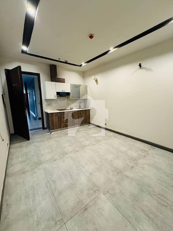 1 Bed Non-Furnished Apartment for Rent | Gulberg Greens 1 Bed Non-Furnished Apartment for Rent | Gulberg Greens